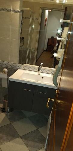 Hotel H�tel Castel D'olmes