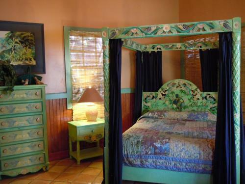 Posada Jacaranda Inn