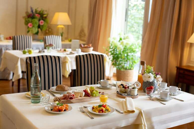 Hotel Louisa`s Place