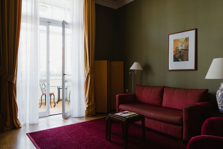 Hotel Louisa`s Place