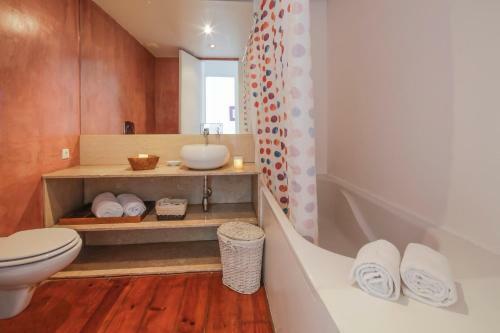 Lisbon Inside Connect - Bairro Alto Apartments