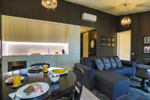 Lisbon Inside Connect - Bairro Alto Apartments