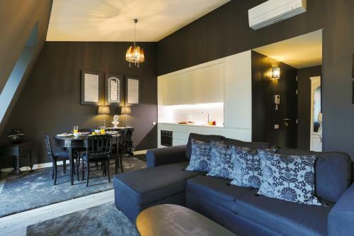 Lisbon Inside Connect - Bairro Alto Apartments