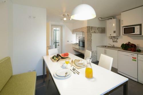 Lisbon Inside Connect - Bairro Alto Apartments