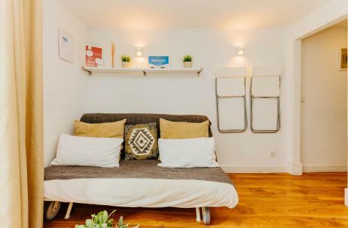 Rent4rest Bairro Alto Charming 1bd Apartment