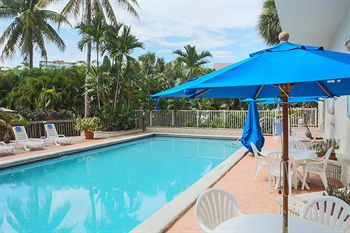 Motel 6 Cutler Bay