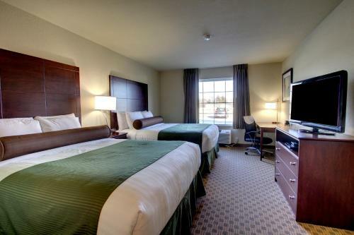 Cobblestone Hotel And Suites - Newton
