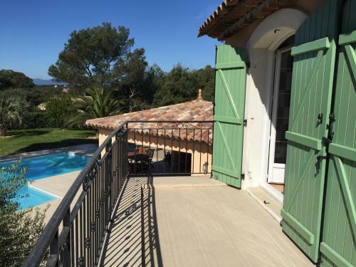 Belle Villa � Saint Rapha�l Dans Clos Priv�