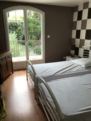 Belle Villa � Saint Rapha�l Dans Clos Priv�