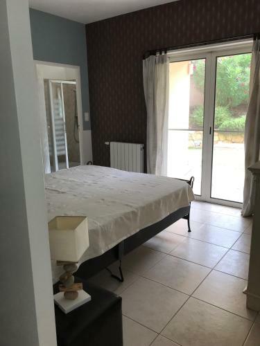 Belle Villa � Saint Rapha�l Dans Clos Priv�