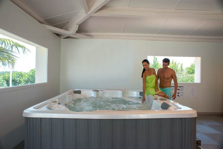 Hotel Camping Les Sables Du Midi
