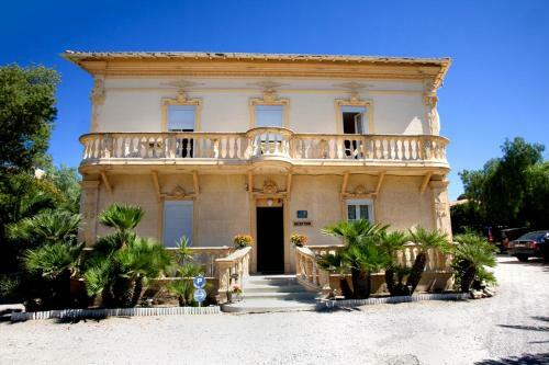 Hotel H�tel Du Soleil