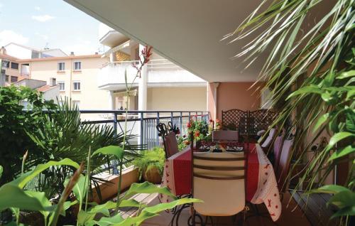 Apartment Immeuble La Rode