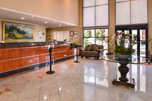 Hotel Quality Inn & Suites Walnut