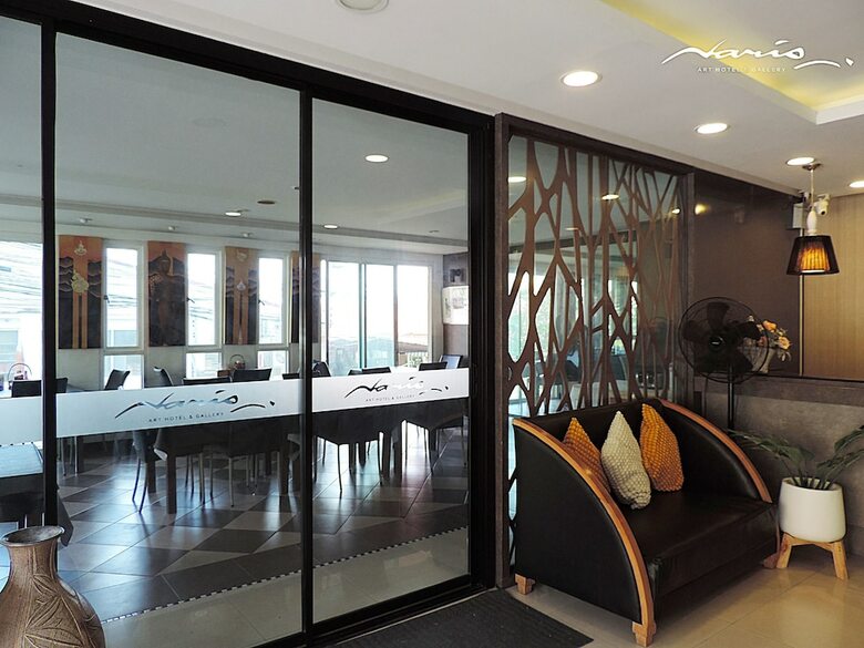 Naris Art Hotel