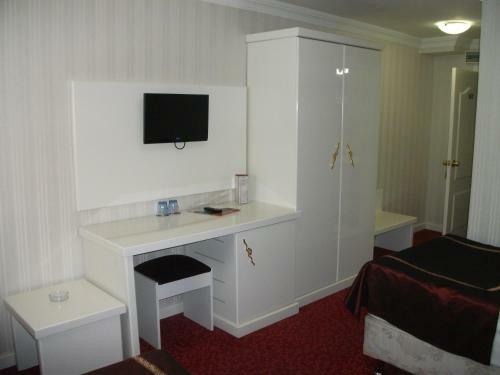 Grand Midyat Hotel
