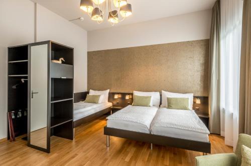 Tourist Hotel
