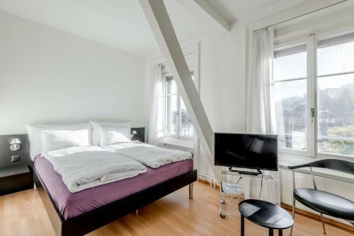 Tourist Hotel