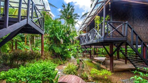 Posada Fruit Tree Lodge