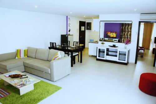 Siam Royal View Apartments