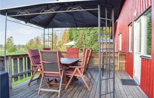 Holiday Home Halla Unsarve Romakloster