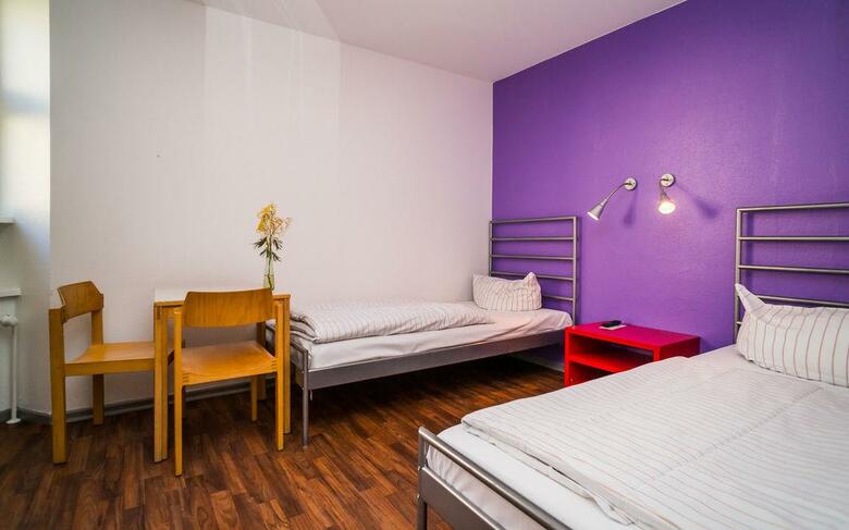 Apartamentos Amstel House Hostel