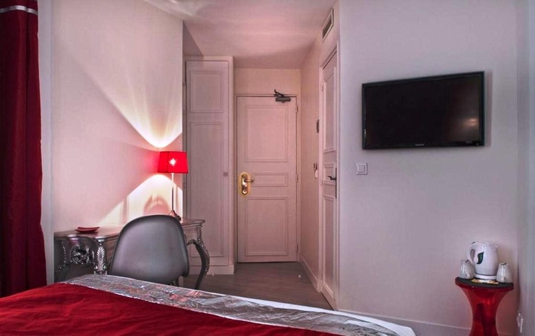 Hotel B Square