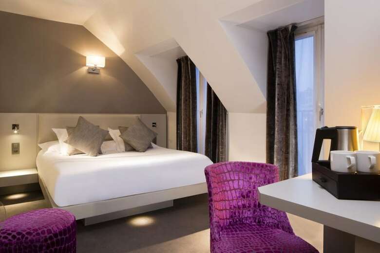 Hotel Jacques De Molay