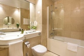Hotel H�tel De Lut�ce