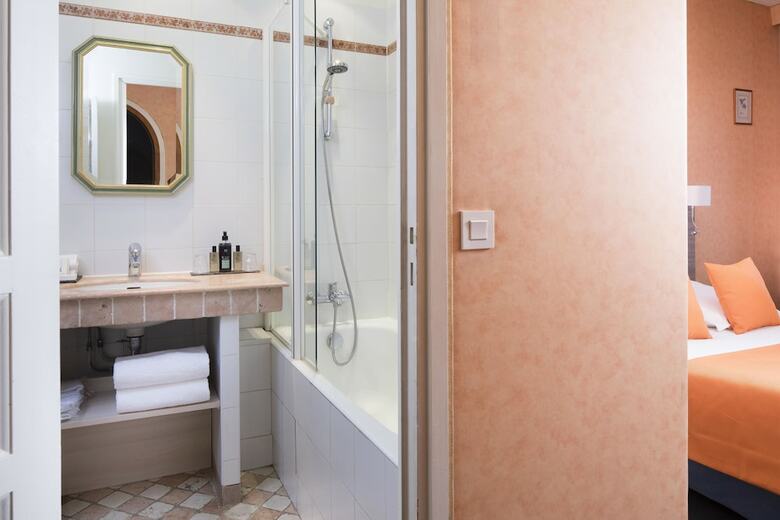 Hotel Les Rives De Notre Dame