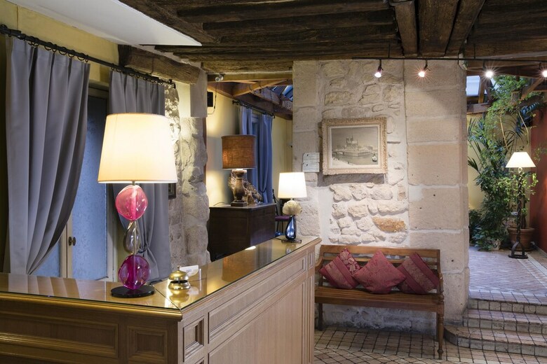 Hotel Les Rives De Notre Dame