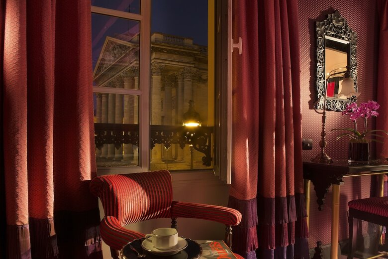 Hotel H�tel Du Panth�on