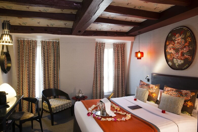 Hotel H�tel Du Panth�on