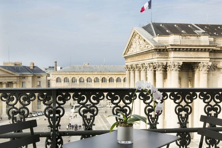 Hotel H�tel Du Panth�on