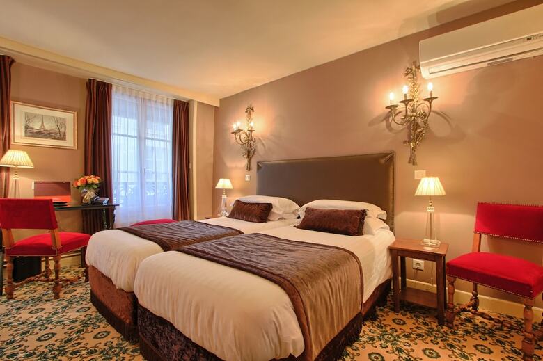 Hotel Des Deux Continents