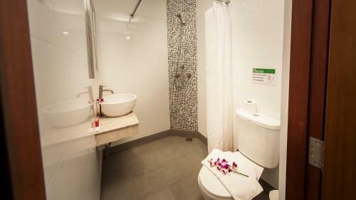 Hotel Maenam Bay Resort