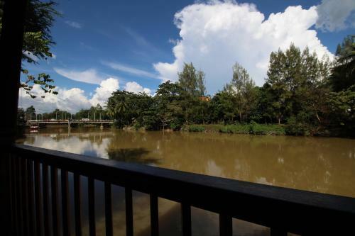 Posada Baan Luang Rajamaitri Historic Inn
