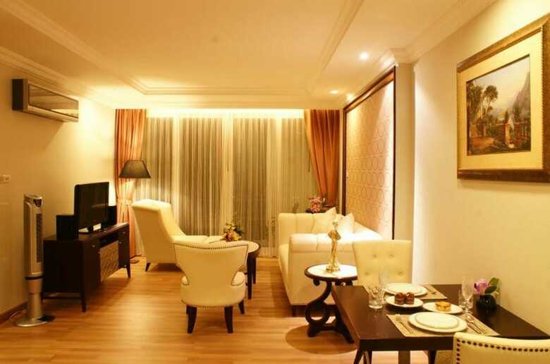 Hotel Lk Legend