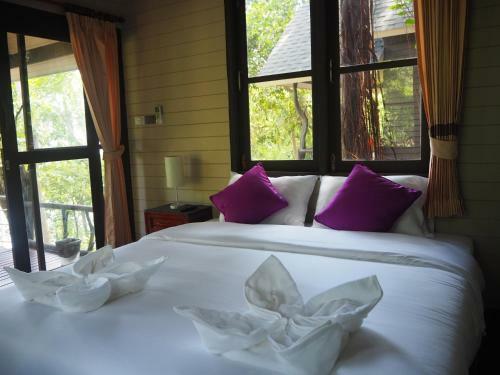 Hotel Ao Muong Beach Resort