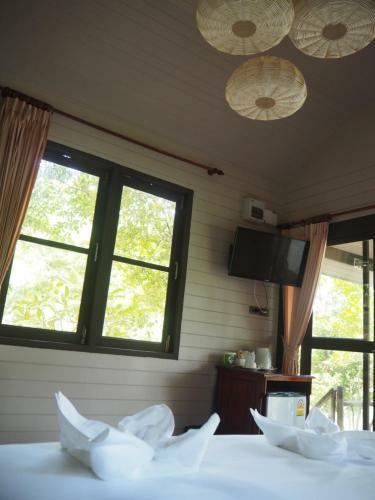 Hotel Ao Muong Beach Resort
