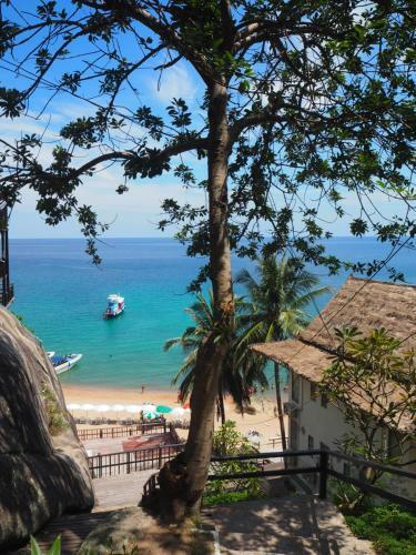 Hotel Ao Muong Beach Resort