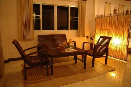Hotel Golden Elephant Resort