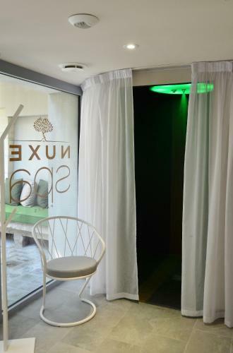 Hotel H�tel Du G�n�ral D'elb�e