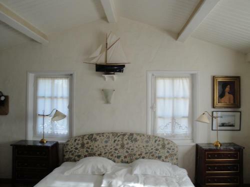 Le Buzet Bleu Bed & Breakfast