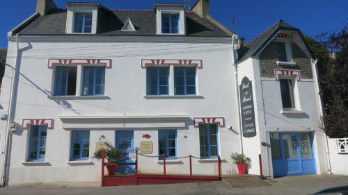 Hostal Back To Breizh