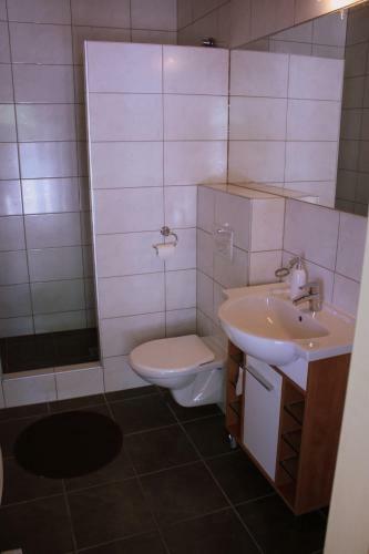 Hostal Penzion A Polocafe U Lavky