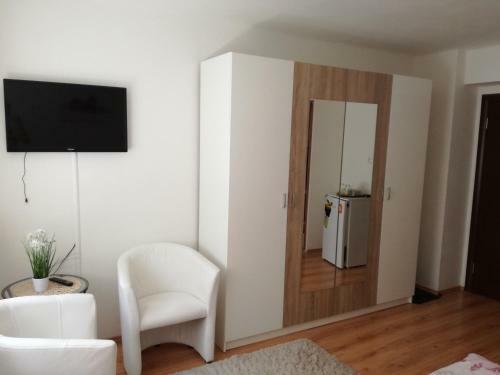 Hostal Penzion �?�n