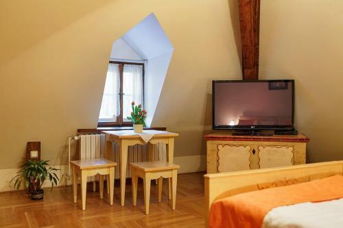 Hostal Penzion U Kriveho Psa
