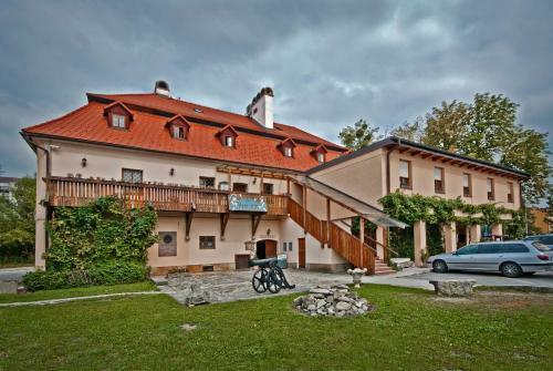 Hostal Penzion U Kriveho Psa