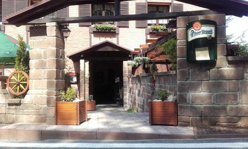 Hostal Penzion A Restaurace U M�my